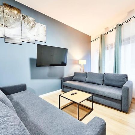 Rb-0D - Appartement Entier F3 Au Rdc De 1 A 6 Pers Mulhouse Esterno foto